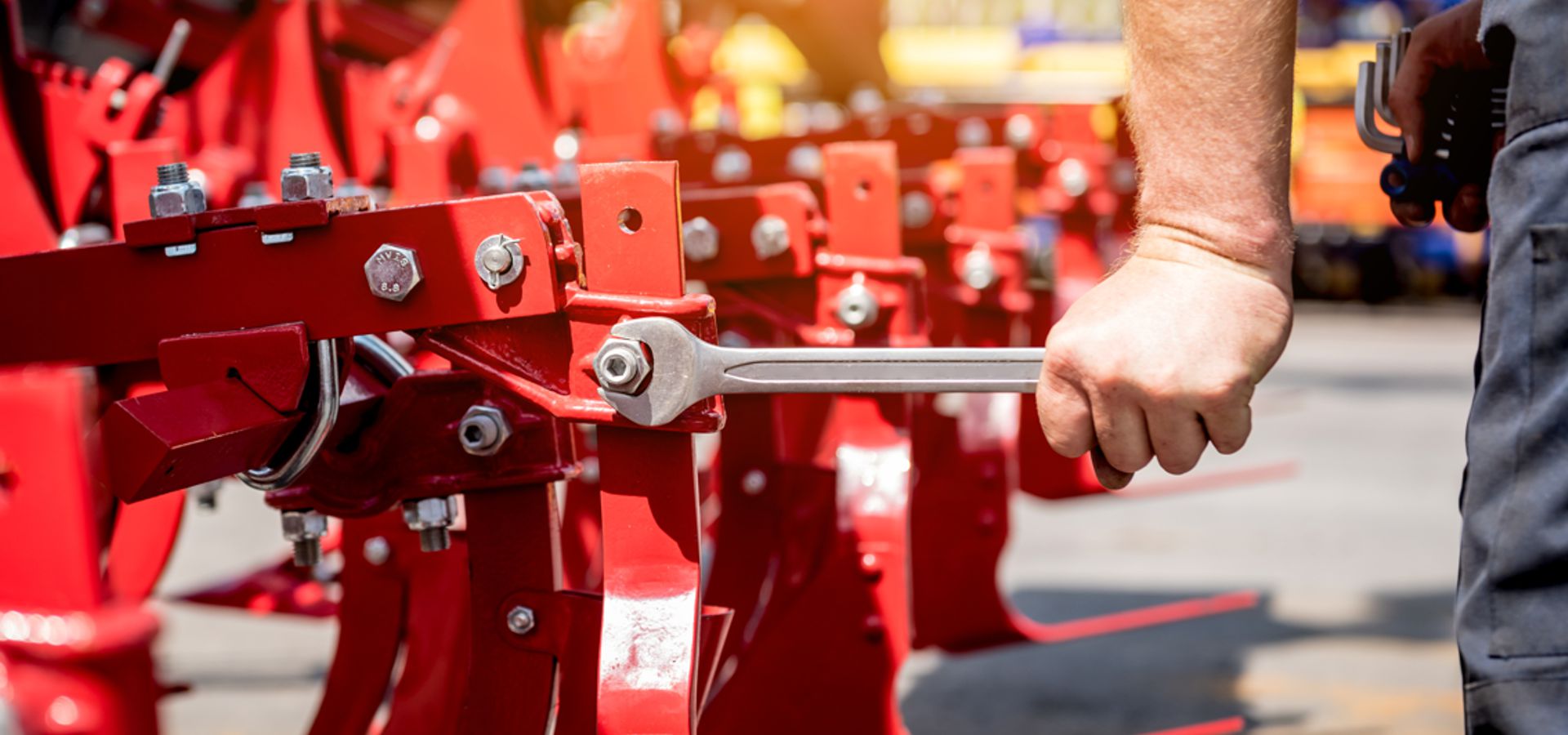 digitaler Wartungsmanager für Landmaschine Traktor und Ackergeräte